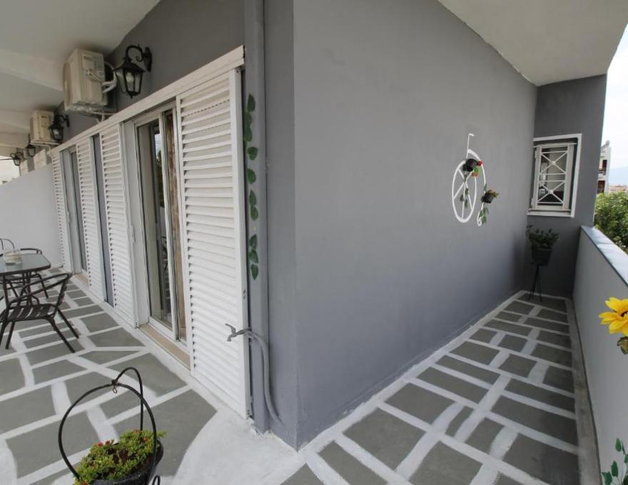 CHRISTA'S HOME2