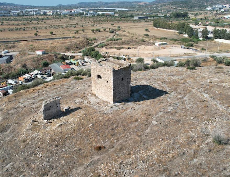 ΦΡΑΓΚΙΚΟΣ ΠΥΡΓΟΣ ΤΗΣ ΛΙΑΔΑΣ0