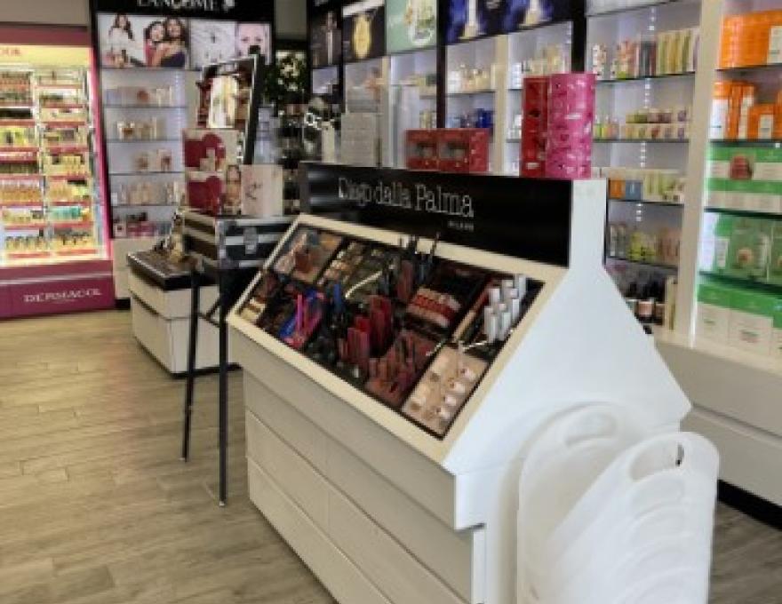 BEAUTY.COM2 BEAUTY.COM2