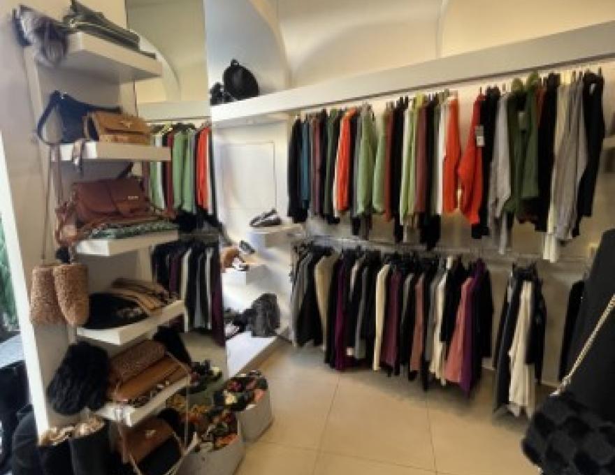 DI NUOVO L'ATTUALE3 DI NUOVO L'ATTUALE3