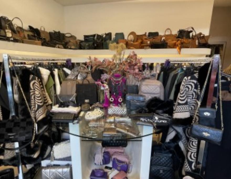 DI NUOVO L'ATTUALE4 DI NUOVO L'ATTUALE4