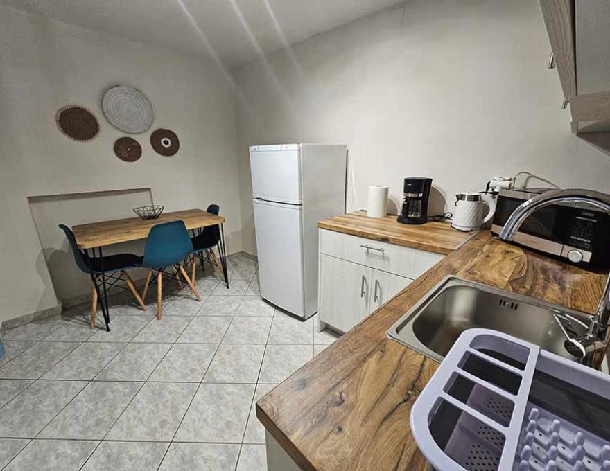 GARDEN SQUARE INN3 GARDEN SQUARE INN3