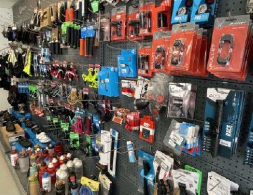 LIFECYCLES BIKES3 LIFECYCLES BIKES3